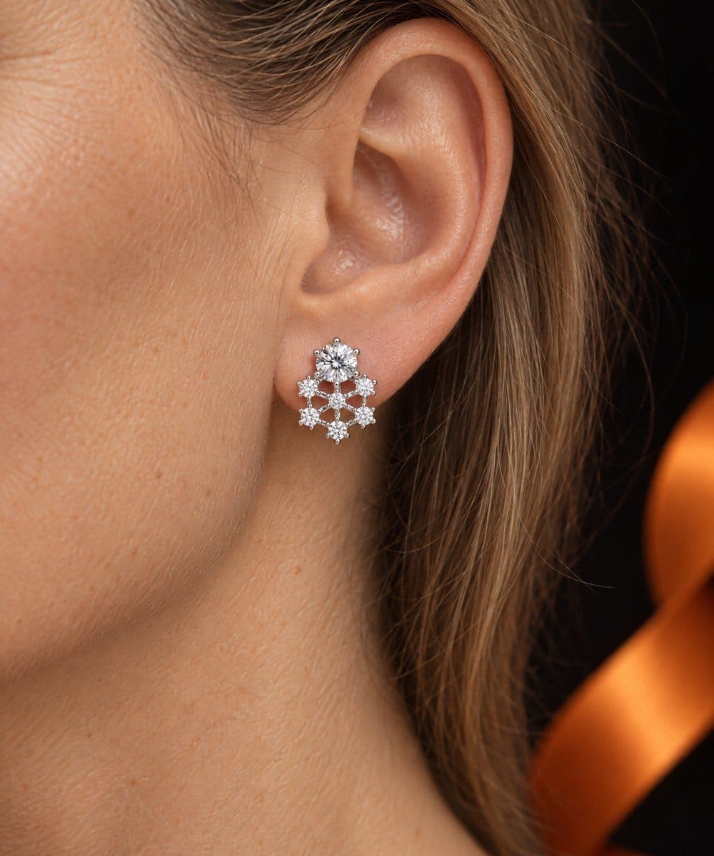 Flocon Earrings, worn